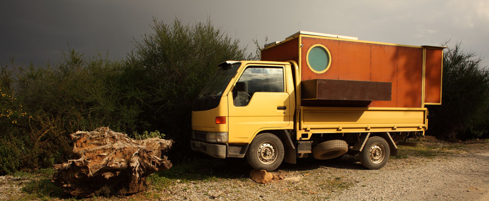 yellow_sub_01.jpg